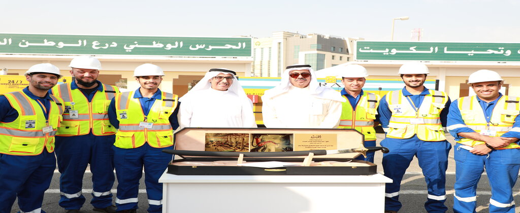 Prime Minister HH Sheikh Ahmad Al-Nawaf Al-Sabah & Chairman Mr. Saad Salem Al-Qattan Al-Rakeb Oil, Electricity & Construction Services